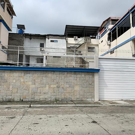 Hotel Murali - Cerca Del Aeropuerto De جواياكيل المظهر الخارجي الصورة