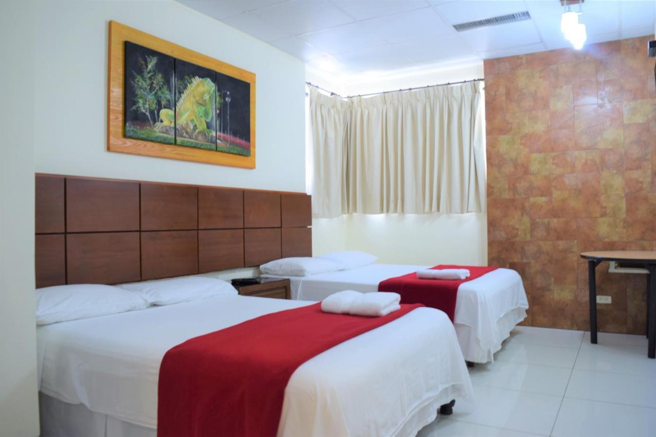 Hotel Murali - Cerca Del Aeropuerto De جواياكيل المظهر الخارجي الصورة